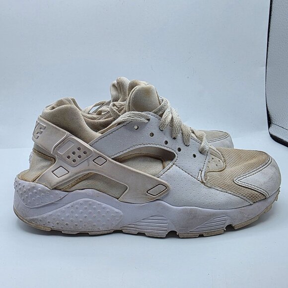 Nike Huarache Run Kids Size 5.5 Triple White Sneaker Shoes Walking Casual